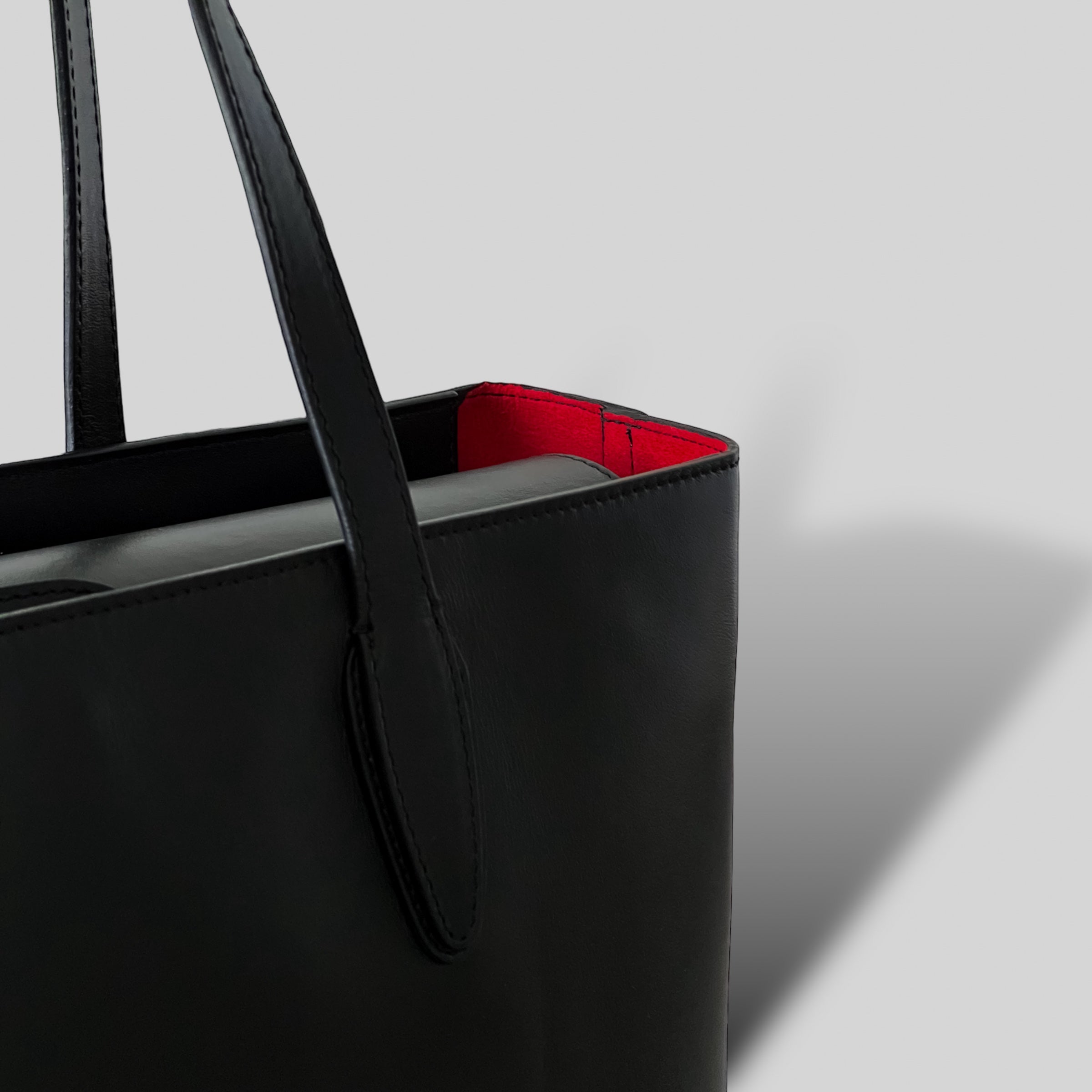 Black tote red interior sale